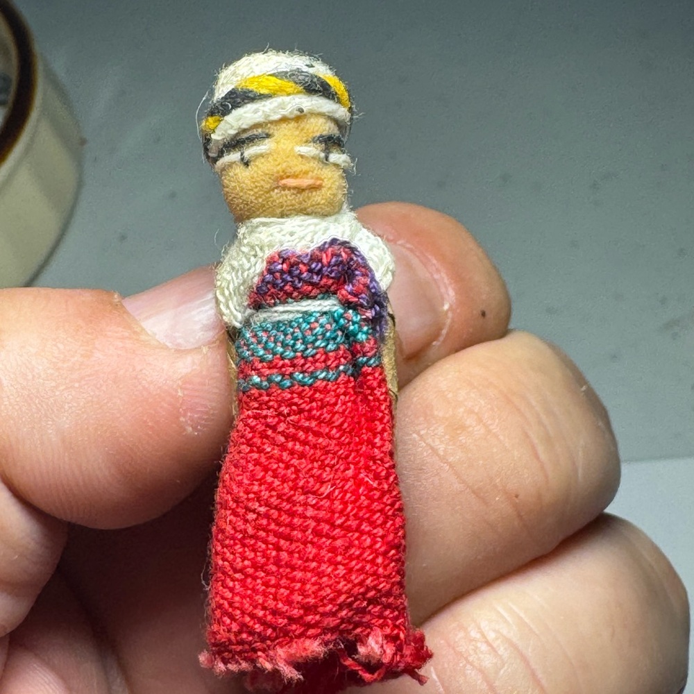 Vintage Guatemalan Worry Trouble Doll Pin / Brooch - Handmade